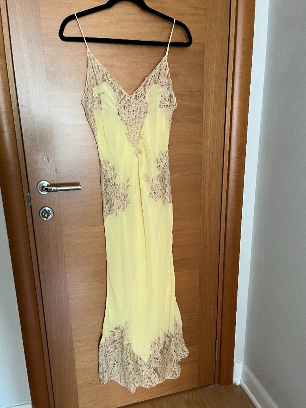 Zara Georgette Lace Maxi Dress in Light Yellow Size Medium NWT